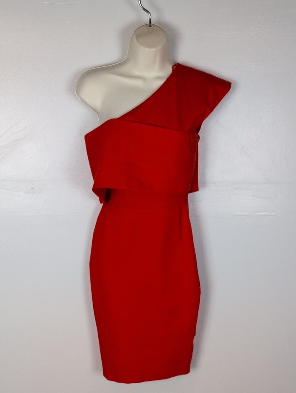 Elliatt Emulate One-Shoulder Dress